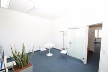4 Zimmer Büro - 2 Eingänge - ca. 180 m² - zur Untervermietung geeignet Gewerbe mieten 80995 München Bild klein