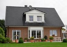 Ein klassisches Einfamilienhaus mit einem sehr schönen Wohnraumerker. - Auf Ihrem Grundstück - Haus kaufen 22359 Hamburg Bild klein