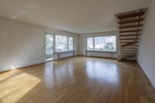 Großzügige 3-Zimmer-Wohnung mit zwei Balkonen in guter Lage Wohnung kaufen 79117 Freiburg im Breisgau Bild klein