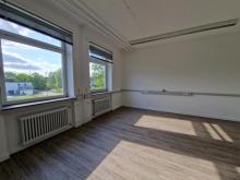 Ruhige, helle sehr ordentliche Büroflächen (1.OG, rechts) Gewerbe mieten 66450 Bexbach Bild klein