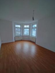 Großzügige 1-Zimmer mit Laminat und Dusche in ruhiger Lage Wohnung mieten 09131 Chemnitz Bild mittel