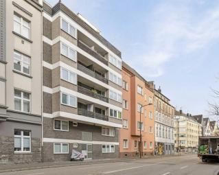Perfekt aufgeteilte 2-Zimmer-Wohnung mit zwei Loggien und Aufzug Wohnung kaufen 40476 Düsseldorf Bild mittel