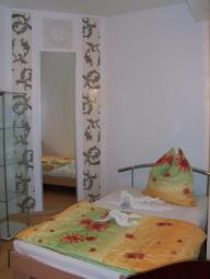 Provisionsfreies, vollmäbliertes, schönes Zimmer in Nürnberg-Nord Wohnung mieten 90409 Nürnberg Bild mittel