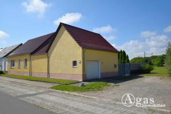 Sehr gepflegtes Einfamilienhaus mit überdachter Terrasse, Garage und großer Scheune in Grüna Haus kaufen 14913 Jüterbog Bild mittel