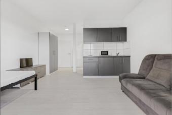 Voll möblierte 1 ZKB Wohnung mit Balkon - Ideal für Kapitalanleger Wohnung kaufen 86343 Königsbrunn Bild mittel