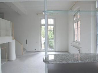 Wendelstein: 5,5-Zi-Galerie-Whg.(1. OG m. Lift),EBK,exkl. Bad,Sauna,Doppelgarage Wohnung kaufen 90530 Wendelstein Bild mittel