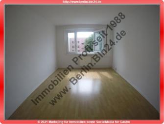 Wohnzimmer Balkon Südseite -2er WG geeignet Wohnung mieten 10115 Berlin Bild mittel