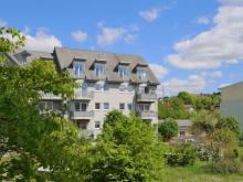(12537_09) MGN: große, helle 2-Raum-Wohnung mit sonnigem Balkon in der Heimstraße, preiswerte EBK möglich Wohnung mieten 98617 Meiningen Bild klein