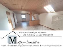 3 Zi. DG Wohnung mit Küche, Gartenmitbenutzung und Stellplatz Wohnung mieten 91085 Weisendorf Bild klein