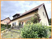 359.000,- für freies Zweifamilienhaus im Herzen der Fränkischen Schweiz mit atemberaubender Aussicht Haus kaufen 95491 Ahorntal Bild klein