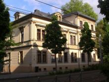 Ab 1.11.! Charmante 2-Raumwohnung mit Balkon & Stpl. in Zwickauer Innenstadtlage! Wohnung mieten 08056 Zwickau Bild klein