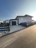 AIDENBACH, PASSAU: Doppelhaushälfte mit großer Garage, Terrasse und Garten! IHR LEBENS(T)RAUM! NEU, GEHOBEN, EXKLUSIV. Haus kaufen 94501 Aidenbach Bild klein