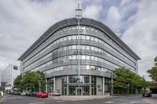 ATIK: Moderne Büroflächen mit Parkanlage, Stellplätzen und optimaler Verkehrsanbindung Gewerbe mieten 60528 Frankfurt am Main Bild klein
