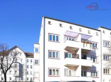 ATTRAKTIVE 2-RWG MIT BALKON U. HOBBYRAUM (DACHBODEN) IN GRÜNER U. BELIEBTER LAGE VON LPZ.-WAHREN Wohnung kaufen 04159 Leipzig Bild klein