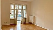 Attraktive 3-Zimmer-Wohnung in bester Berlin-Lankwitz Lage
mit Balkon und eigenem Garten 

- Erstbezug nach Sanierung - Wohnung kaufen 12249 Berlin Bild klein