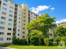 Attraktive 3-Zimmer-Wohnung mit 
sonnigen Balkonen, Tiefgarage & Außenstellplatz Wohnung kaufen 82178 Puchheim Bild klein