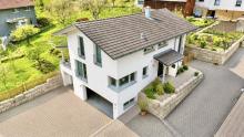Attraktives Einfamilienhaus mit großzügigem Garten im Grünen Haus kaufen 79801 Hohentengen am Hochrhein Bild klein