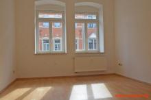 Balkon + Wohnküche + Laminat, 2-Raum-Wohnung in Dresden-Neustadt Wohnung mieten 01099 Dresden Bild klein