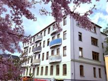 Barrierefrei Wohnen im Zentrum mit Fahrstuhl und großem Balkon - ideale Lage - gegenüber Schwanenteich! Wohnung mieten 08056 Zwickau Bild klein