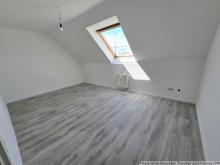 Behindertengerechte Neu sanierte 2 Raum Wohnung Hilbersdorf +Lift + EBK möglich Wohnung mieten 09131 Chemnitz Bild klein