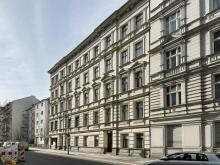 Bezugsfreie 2-Zimmer-Wohnung mit
Altbaucharme in Schöneberg Wohnung kaufen 10827 Berlin Bild klein