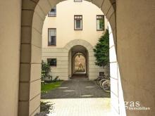 Bezugsfreie Maisonette-Wohnung mit Fahrstuhl im 2. Hinterhof in Berlin-Mitte Wohnung kaufen 10115 Berlin Bild klein