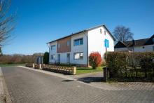 Bonn-Niederholtorf: Familienhaus mit viel Platz, Garten & Entwicklungspotenzial Haus kaufen 53229 Bonn Bild klein