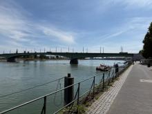 BONN Zentrum, tolle 3,5 Zi. Maisonnette-Whg, 93 m² Wfl. im 4 Part. Haus ca. 100 m vom Rhein, Balkon Wohnung mieten 53111 Bonn Bild klein