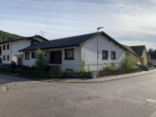 Bungalow mit Einliegerwohnung, Doppel- und Einzelgarage-2 Wohneinheiten zB. für Mehrgenerationenwohnen Haus kaufen 66994 Dahn Bild klein
