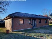 Bungalow u. Resthof, auf einem schönen Grundstück in Dorfrandlage! Gewerbe kaufen 24806 Hohn Bild klein