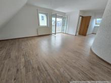 Charmante Dachgeschosswohnung mit Balkon, Galerie und besonderem Wohngefühl Wohnung kaufen 09235 Burkhardtsdorf Bild klein