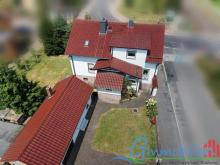 Charmantes Wohnhaus im Herzen von Naunhof - mit Option auf 1210 qm Grundstück Haus kaufen 04683 Naunhof Bild klein