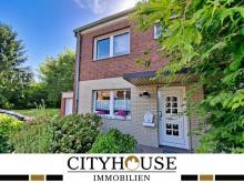CITYHOUSE: Schöne, gepflegte Doppelhaushälfte, mit großem Garten, Kamin, Garage und Stellplatz Haus kaufen 50259 Pulheim Bild klein
