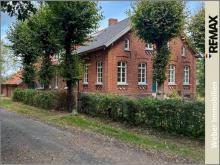 Dachgeschosswohnung mit großer Scheune & Weidefläche! Wohnung mieten 26810 Westoverledingen Bild klein