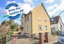 DIETZ: 2-Familienhaus mit ausgebautem Dachgeschoss - Zentrale Lage im Mischgebiet von Babenhausen! Haus kaufen 64832 Babenhausen Bild klein