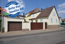 DIETZ: Einfamilienhaus mit Innenhof, kleinem Nebengebäude und Garage in Schaafheim - Radheim. Haus kaufen 64850 Schaafheim Bild klein
