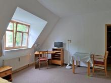(EF0799_M) Dresden: Strehlen, kleines möbliertes Apartment, preiswert für Wochenendheimfahrer, WLAN inklusive Wohnung mieten 01219 Dresden Bild klein