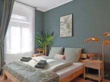 (EF1309_M) Halle: Innenstadt, möbliertes Apartment mit Stellplatz, sep. Küche, Balkon und Blick auf die Saale Wohnung mieten 06110 Halle (Saale) Bild klein