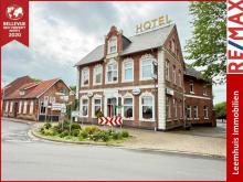 * Ehemaliges Hotel mit Anbau* TOP Lage * 18 Zimmer mit Bad * 3 Wohnungen * gute Infrastruktur * Haus kaufen 26831 Bunde Bild klein
