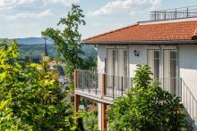 Ein Ausblick zum Verlieben: Von den Dächern Miesbachs bis zu den Gipfeln der Alpen Wohnung kaufen 83714 Miesbach Bild klein