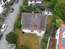 Ein ZUHAUSE mit GESCHICHTE– FAMILIENIDYLL mit Garten in ruhiger Münchner Wohnlage Haus kaufen 81671 München Bild klein