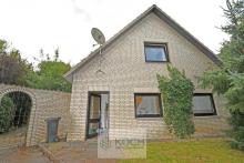 Ein-/ Zweifamilienhaus in Schiffdorf mit zusätzlicher, separater Nutz-(Büro)fläche Haus kaufen 27619 Schiffdorf Bild klein