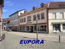 EUPORA® Immobilien : Gepflegtes Wohn-/ Geschäftshaus in der Altstadt Kirchheimbolanden. Haus kaufen 67292 Kirchheimbolanden Bild klein