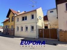 EUPORA® Immobilien: Wohnhaus mit Scheune und Innenhof in Kriegsfeld -vermietet- Haus kaufen 67819 Kriegsfeld Bild klein