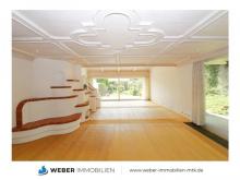 +++ EXTRAVAGANTES Wohn-JUWEL mit raffinierter ARCHITEKTUR +++ Haus kaufen 65795 Hattersheim am Main Bild klein