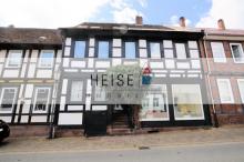 Fachwerkhaus mit mit ehemaligen Gewerberäumen im Erdgeschoss - nutzbar als 1-Familienwohnhaus Haus kaufen 37586 Dassel Bild klein