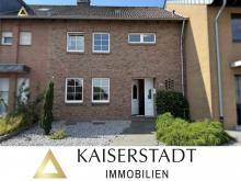 Familienfreundliches Reihenmittelhaus mit Kamin, Garten und Garage in Eschweiler-Neu Lohn Haus kaufen 52249 Eschweiler Bild klein