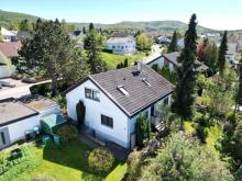 Familienhaus in ruhiger Sackgasse – großer Garten, Kamin & Terrasse in Belsen Haus kaufen 72116 Mössingen Bild klein