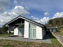 Fantastischer Neubau mit Weitsicht - Bungalow Haus kaufen 53940 Hellenthal Bild klein