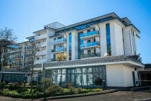 Fast-Penthouse in 1A-Rheinlage – zwei Terrassen, Weitblick & Privatsphäre Wohnung kaufen 53639 Königswinter Bild klein